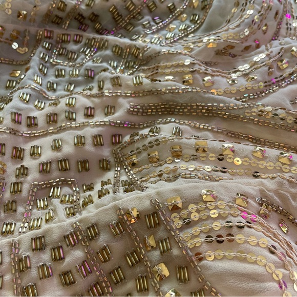 🪩 NWT H&M Gold Sequin Beaded Mini Dress (4) - Picture 5 of 13